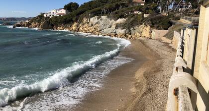 Belle propriété familiale 150 m2, sur hauteur du centre ville de SANARY