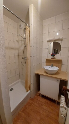 Dusche, Haartrockner