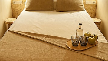 Rideaux occultants, chambres insonorisées, Wi-Fi gratuit, draps fournis