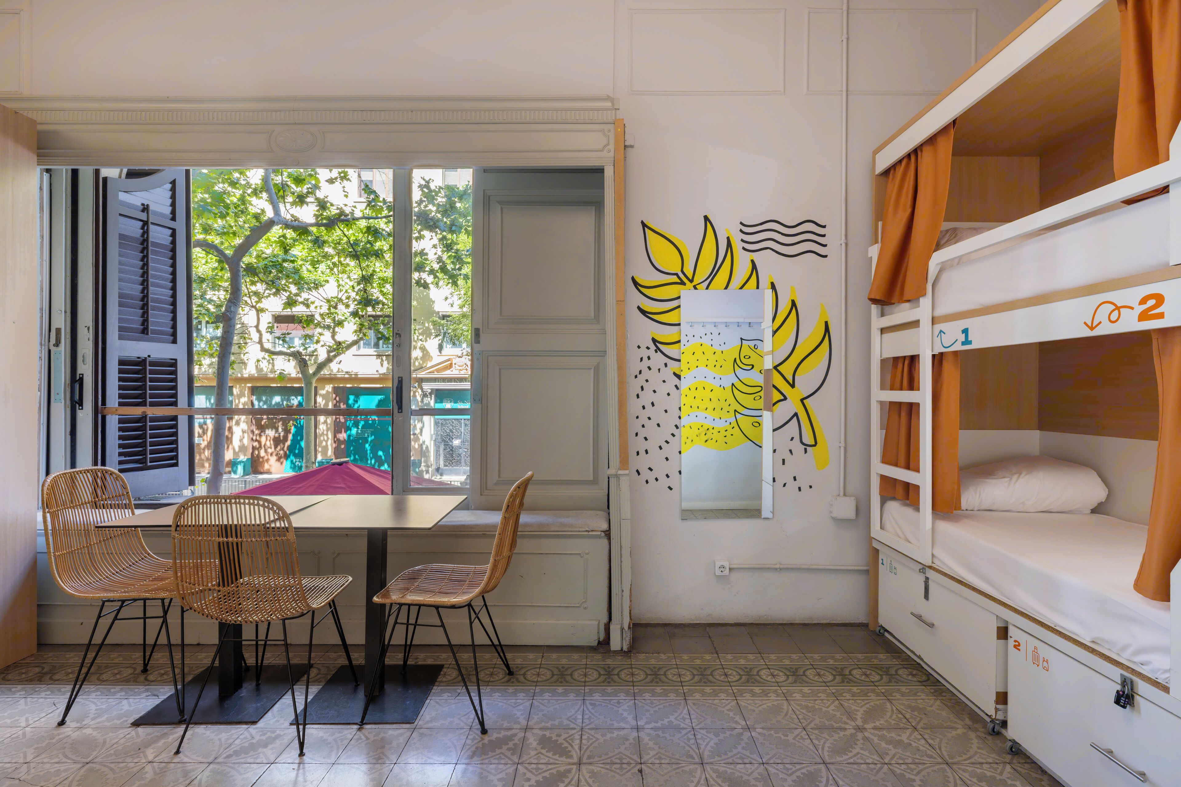 Svefnskáli - aðeins fyrir konur - sameiginlegt baðherbergi (1 bed in a 10-Bed Dormitory Room) | Myrkratjöld/-gardínur, hljóðeinangrun, ókeypis þráðlaus nettenging