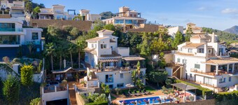 ラマンガクラブ＆ゴルフのプライベートリゾートにある大家族の家 