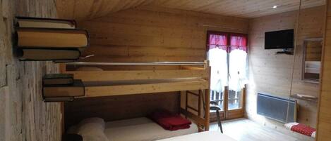 3 chambres, fer et planche Ă repasser, accĂšs au Wi-Fi (inclus)