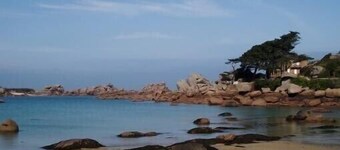 Ploumanach apartment (Pink Granite Coast)