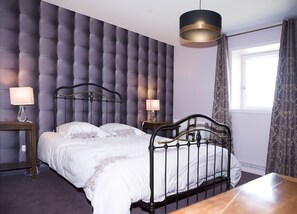9 Schlafzimmer, Bügeleisen/Bügelbrett, WLAN, Bettwäsche