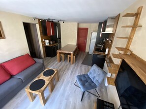 Fernseher, DVD-Player