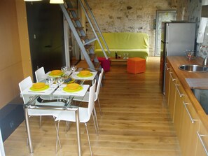 تناول الطعام