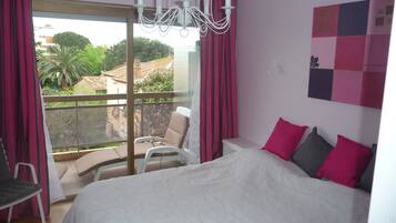 2 chambres, fer et planche Ă repasser, lit parapluie, Wi-Fi gratuit