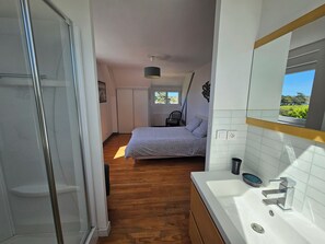 4 bedrooms, iron/ironing board, WiFi - BEACH HOUSE SEA VIEW (Paimpol)