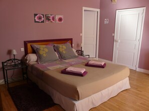 3 Schlafzimmer, Bügeleisen/Bügelbrett, Reisekinderbett, WLAN