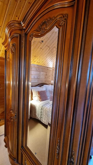 3 chambres, fer et planche à repasser, lits bébé, Wi-Fi gratuit