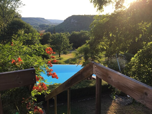 Property grounds - Listed architect-designed house with private SWIMMING POOL VALLEY VIEW (Vézac)