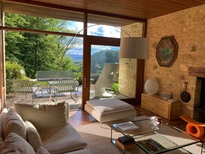 Table tennis, books - Listed architect-designed house with private SWIMMING POOL VALLEY VIEW (Vézac)