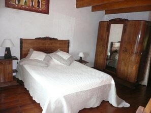 3 Schlafzimmer, Bügeleisen/Bügelbrett, Reisekinderbett, kostenloses WLAN