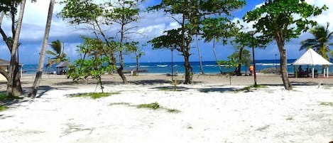 Vlak bij het strand