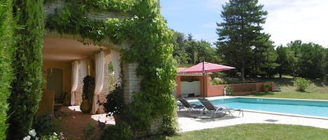 Piscine extérieure