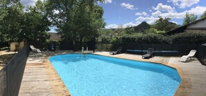 Outdoor pool, a heated pool - Villa 9 people with secure private pool (Sampzon)