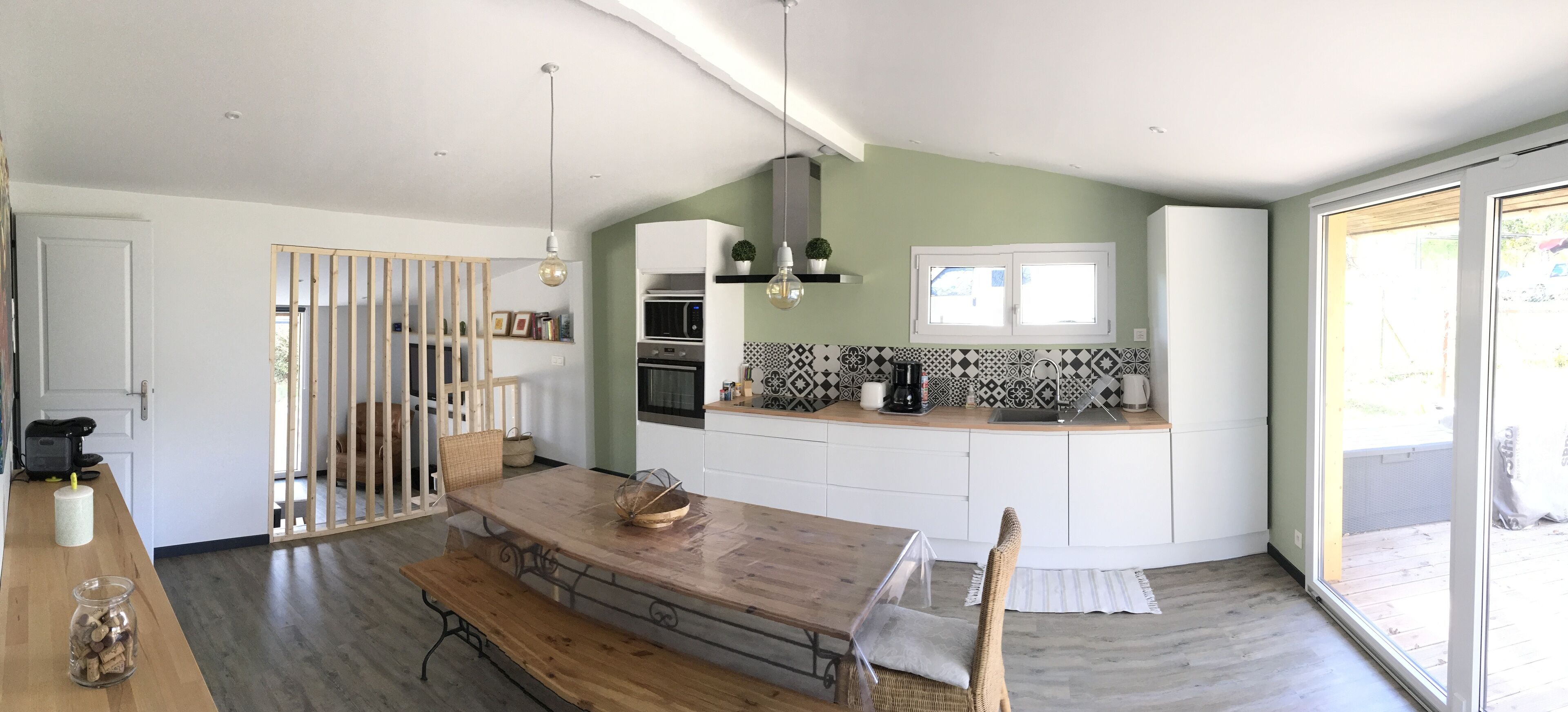 雪櫃、微波爐、焗爐、爐具