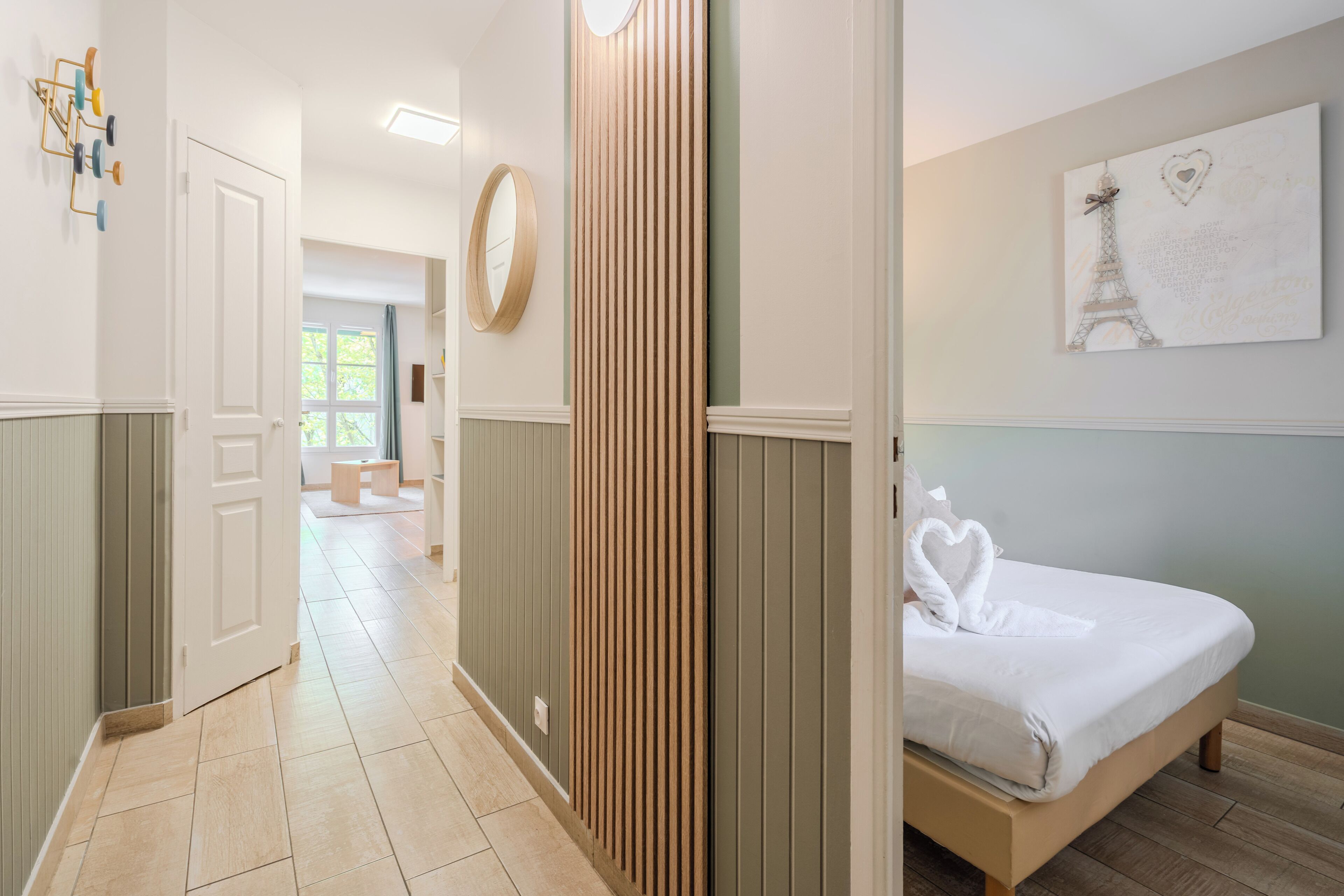 1 bedroom, iron/ironing board, travel cot, free WiFi