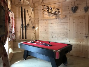 Spielezimmer