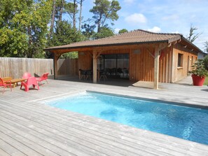 Outdoor pool, a heated pool