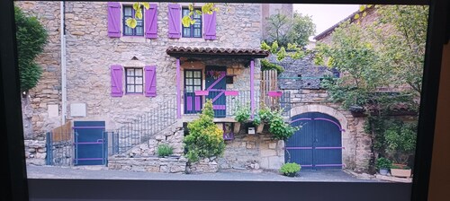 Authentic house in the Dourbie valley 5 km from Millau
