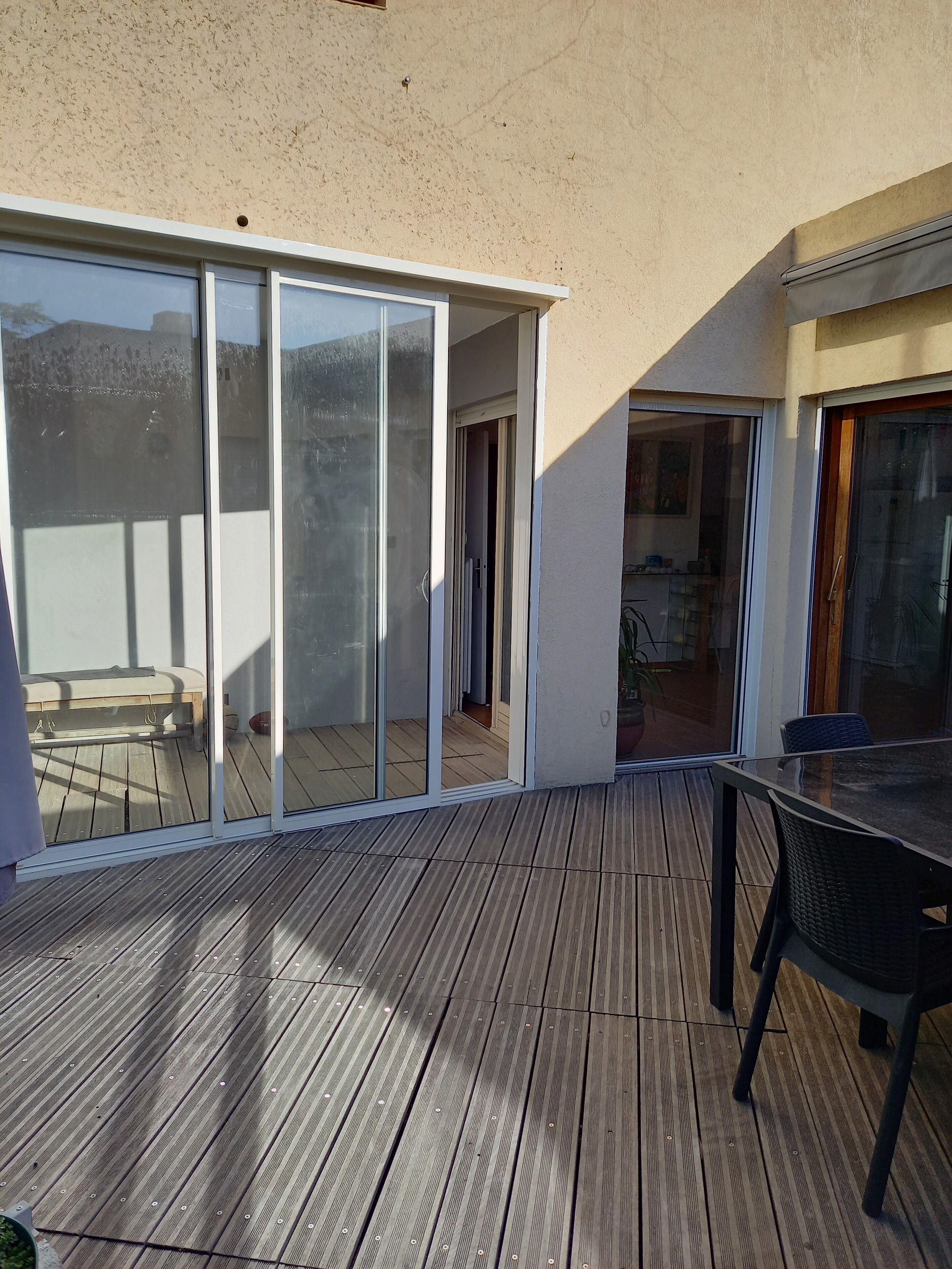 Véranda vue de la terrasse