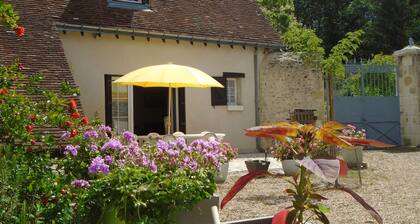 IM HERZEN DER BURGEN BLEIBT 18 ° 3 * 5 Personen - eingezäuntes Waldgebiet