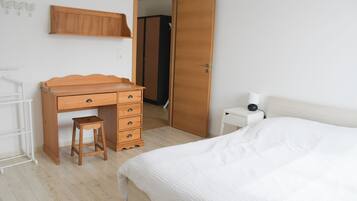 6 chambres, fer et planche Ă repasser, Wi-Fi gratuit, draps fournis