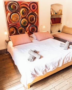 4 bedrooms, iron/ironing board, travel crib, free WiFi - Very nice charming farmhouse in the heart of a vineyard overlooking the sea (5km) (Canet-En-Roussillon)
