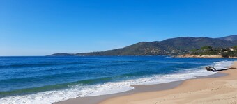 Magnifique Location moderne- Vue mer imprenable à 3 minutes de la plage