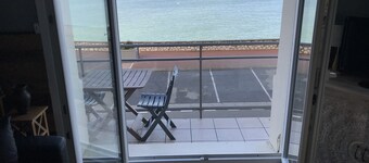 Bright apartment with balcony facing the sea 4 people. Classified ⭐️⭐️⭐️ WIFI