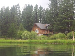 Exterior - Log home On the Deschutes River Bend, OR (Bend)