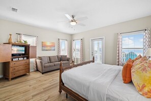 4 dormitorios, tabla de planchar con plancha, cuna de viaje y wifi