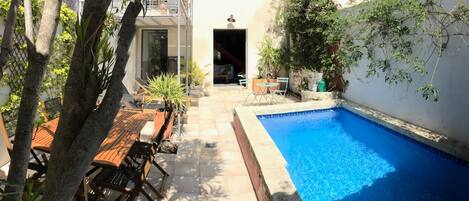 Outdoor pool, a heated pool