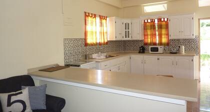 Kolmen makuuhuoneen huoneisto.