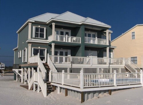 6BR Haus direkt am STRAND