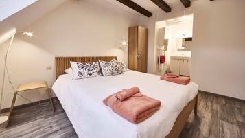 3 habitaciones, tabla de planchar con plancha y wifi gratis