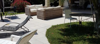 Superb air-conditioned house - 6 people - heated or cooled swimming pool