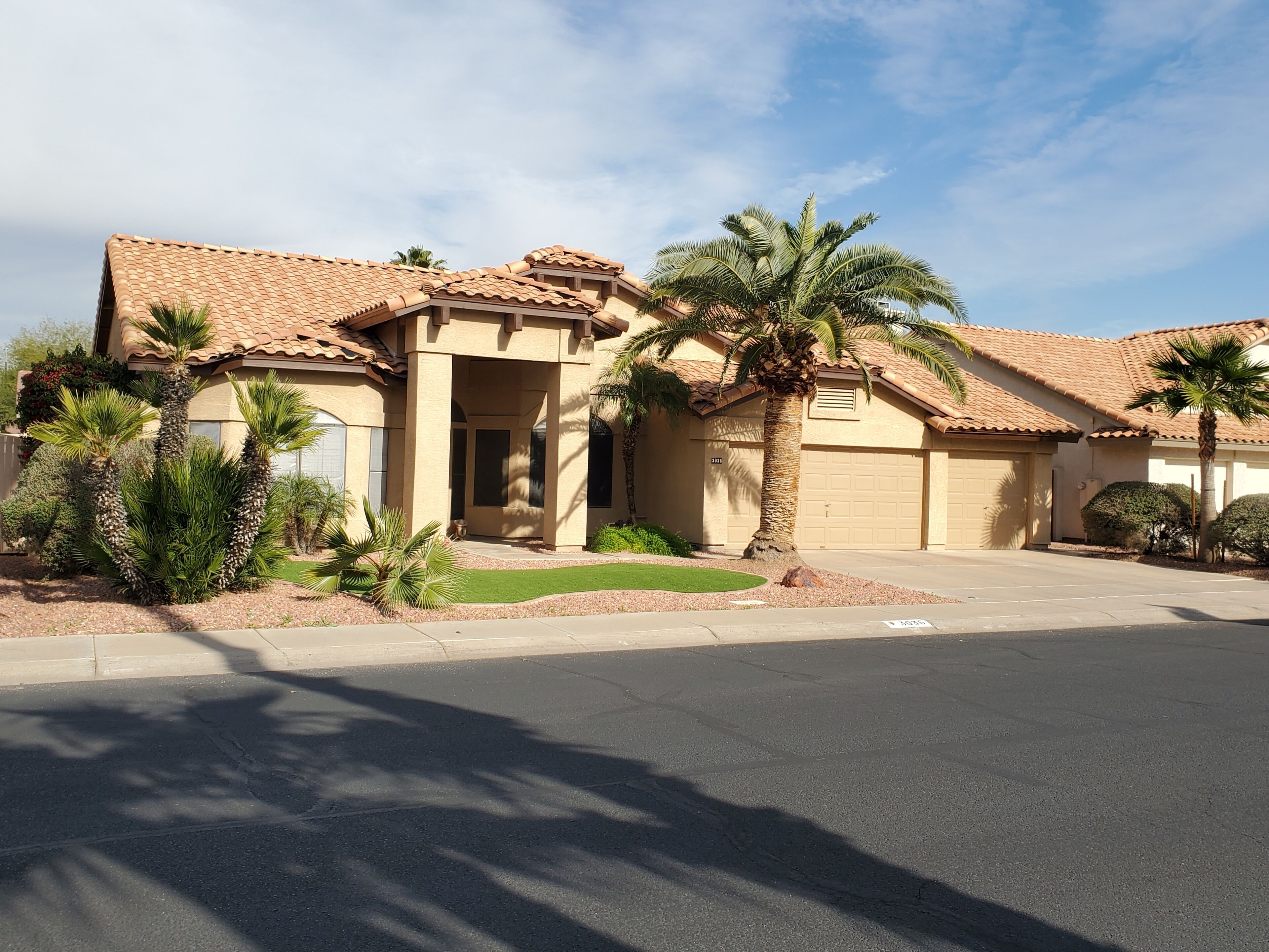 Home away from Home! Comfortable, nice, and reasonably priced!