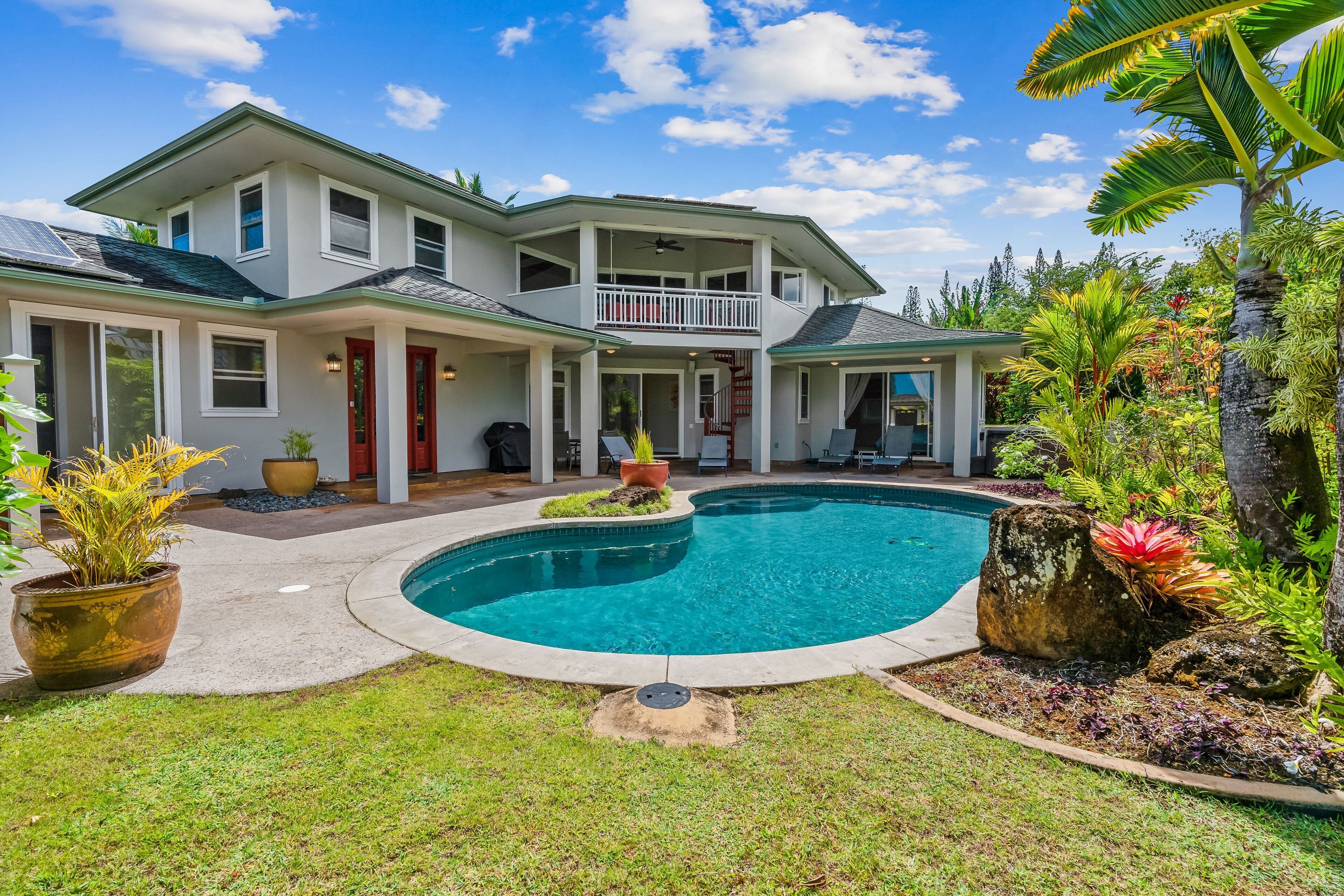 Great Views Private Pool & Hot Tub Walk to Beach Bali Hai View