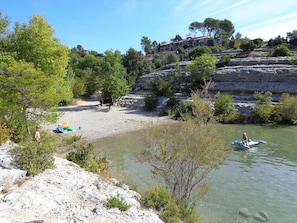 Plage, chaises longues