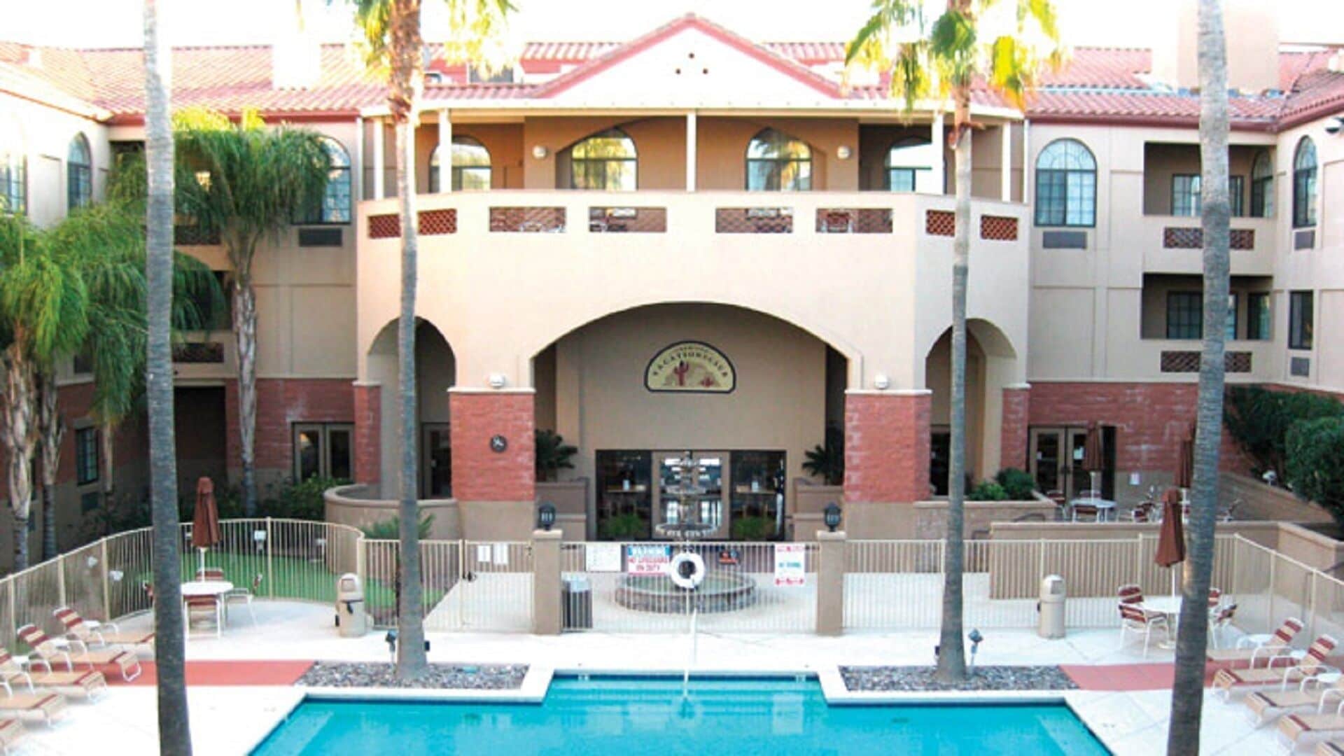 Studio for 2~ GREAT RATES~ BOOK SOON~ GREAT LOCATION~ GREAT AMENITIES