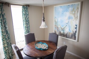Dining - PREMIUM Beach Front One Bedroom at Phoenix V (Orange Beach)