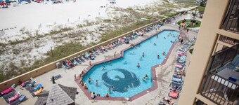 PREMIUM Beach Front One Bedroom at Phoenix V