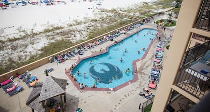 PREMIUM Beach Front One Bedroom at Phoenix V