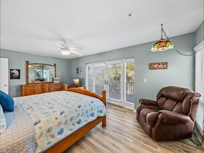 4 quartos, berço de viagem, Wi-Fi, roupa de cama