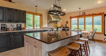 6 Bedroom Ultimate Family Retreat