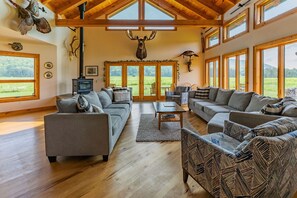 Fernseher, DVD-Player