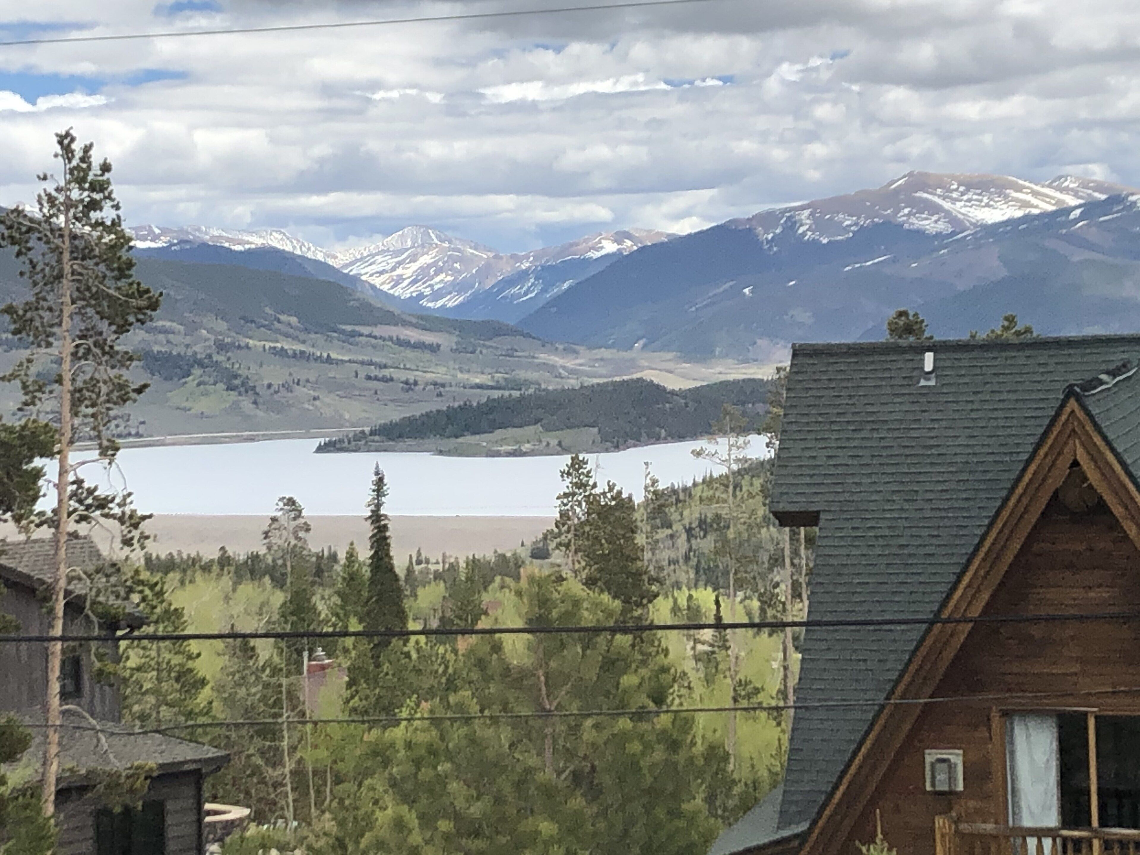 Mountain Living At Its Best!