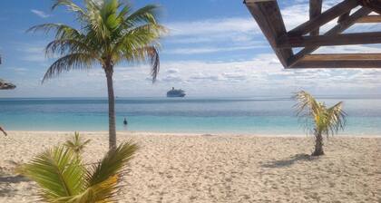 Newly Renovated 1000 Sq/ft Ocean View, Coral Beaches, Freeport, Grand Bahamas